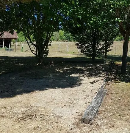 De Sauvagnac Dans Le Lot Holiday home *